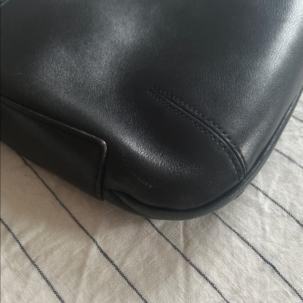 Vintage Coach Legacy Black 9211 Shoulder Bag - Picture 3 of 7